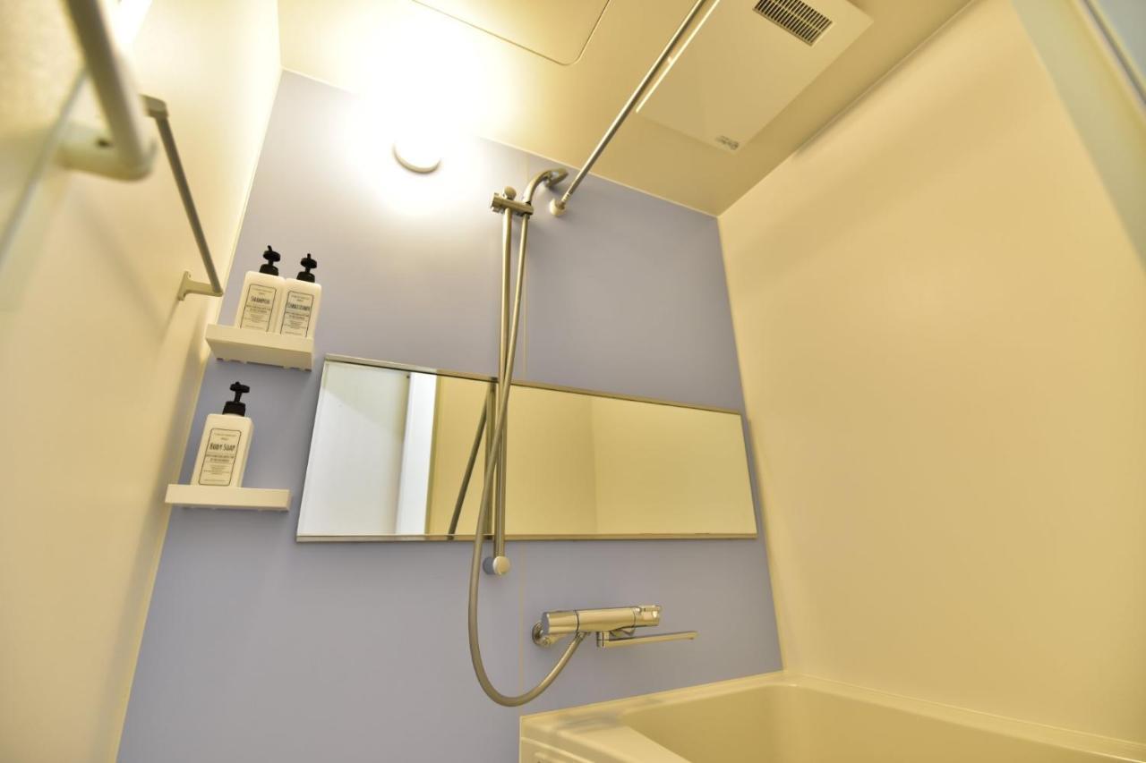 Appartement モノトーン難波 à Ōsaka Extérieur photo